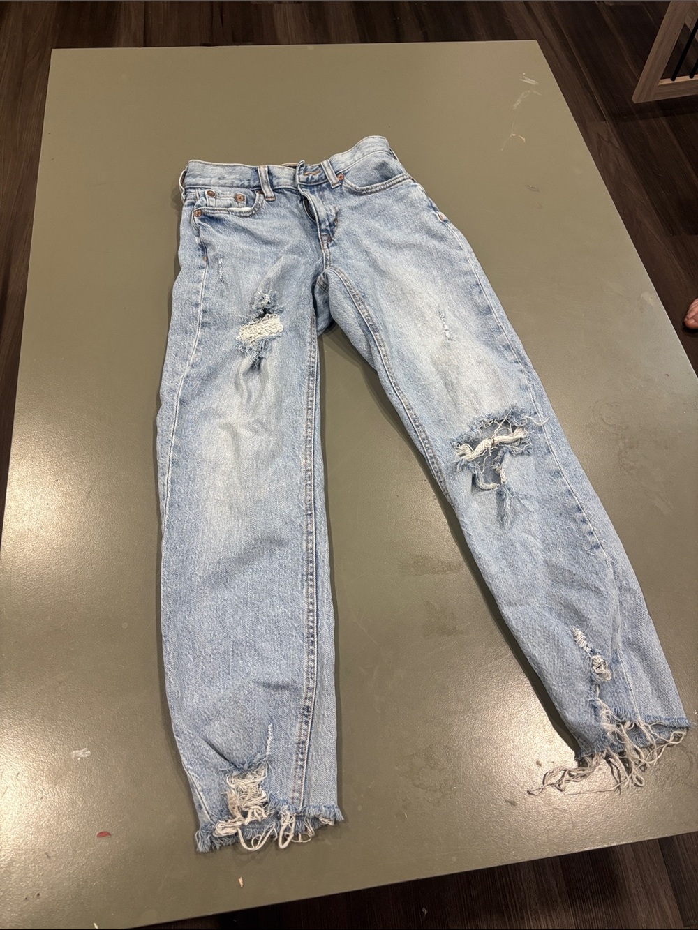 Aeropostale Light Blue women’s  “Relaxed Mom Jeans”